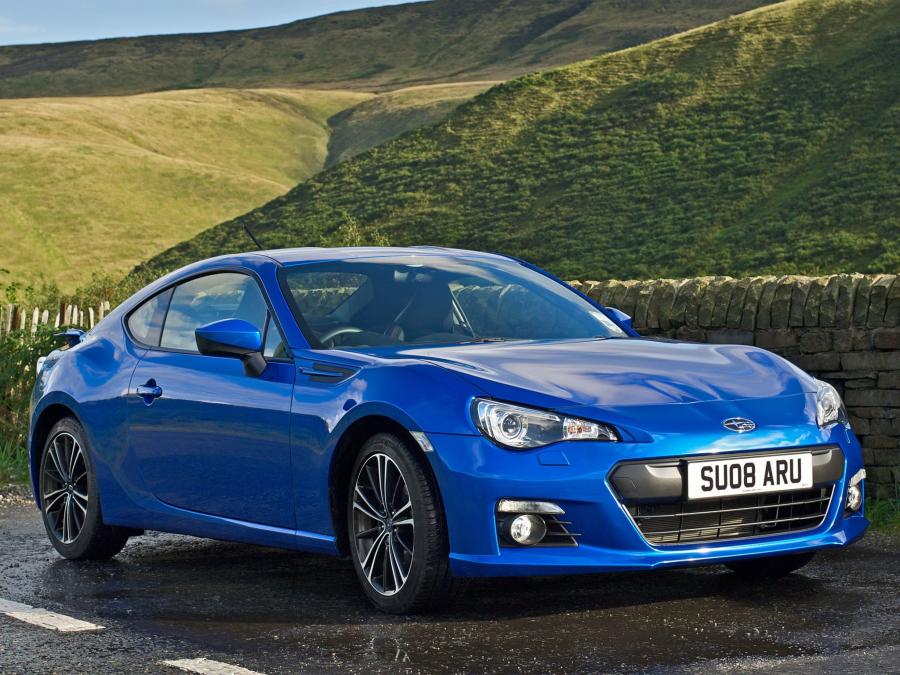  Subaru BRZ Aero Package 2012 года  (UK) (фото 16 из 21)